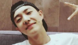 吃瓜抖音 爆黑料和曝黑料的用法,揭秘爆黑料与曝黑料的背后真相